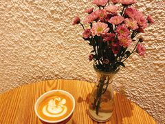 拿铁-Cafe on warm(丹霞店)