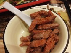 -虾弄弄海派小龙虾·牛羊蝎子火锅