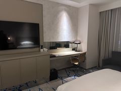 -上海漕河泾万丽酒店