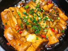 -寻钵记民菜馆·正宗常德钵子菜(滨湖路店)