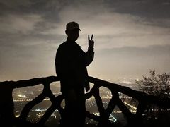 -鬼笑石后山停车场