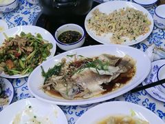 -范饭椰林川湘味海鲜·椰子鸡(三亚湾椰梦长廊店)