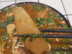 -肥汁米蘭香港米线(长宁来福士店)