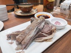 手抓羊肉半斤-贯贯吉·清真餐厅(浙江中路店)