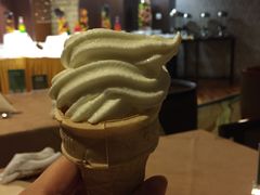 手打冰激凌-汇泉王朝大饭店-旋转餐厅(南海路店)