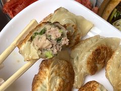 -李与白包子铺(桐梓林店)