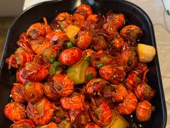 -巴厘龙虾·榜首油焖大虾(音乐学院·沿江酒馆店)