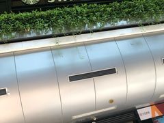 -星巴克(北京西站5号候车室)