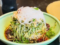 -五谷丰登农家院·地道胶东菜·海鲜烧烤(威海店)