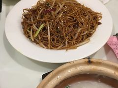 -新大咀港式茶餐厅(宝山万达店)