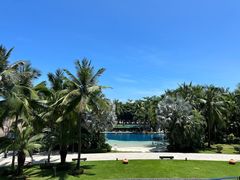 -三亚湾海居铂尔曼度假酒店