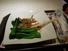 -百威KTV(恒福路店)
