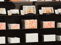 -Laderach 莱德拉(上海环贸iapm店)