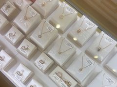 -海星奢选二手奢侈品手表包包鉴定回收寄卖(墨玉南路店)