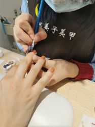 -禾壹净·尤美子皮肤管理美甲美睫