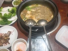-菌之家·专业纯野生菌火锅·特色炒菌