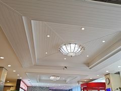 -今鲜源酒店·海鲜锅贴青岛菜(新湛路店)