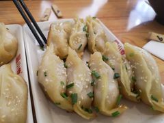 鲜肉锅贴-小姜锅贴(凤凰街店)