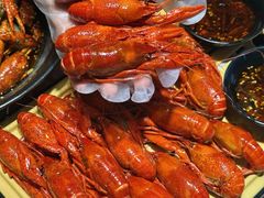 -肥肥虾庄·金牌油焖大虾(汉街SKP店)