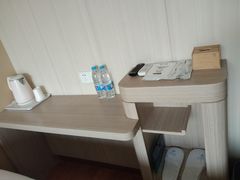 -乐途酒店·优选(鼓楼地铁站店)