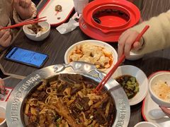 -胖哥俩肉蟹煲(湖滨银泰in77店)