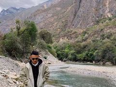-香格里拉大峡谷巴拉格宗国家级风景名胜区丽江中旅旅游质量服务点