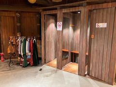 -暴风岛沉浸式体验馆(百联世纪店)