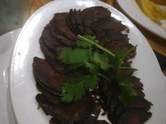风干牛肉-官塘牛同志牛肉火锅