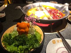 花胶鸡鸳鸯锅-湊湊火锅·茶憩(和平大悦城店)