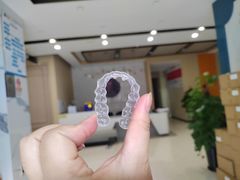 -柏乐口腔医院·舒适化无痛种植牙中心(东盟商务区院)