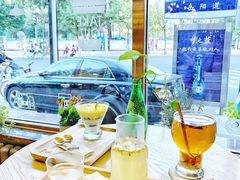 -ZING COFFEE 镜咖啡