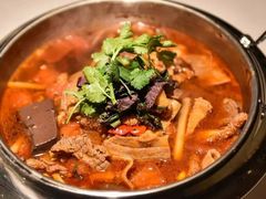 -黄利砖万峰林布依特色酸笋牛肉馆