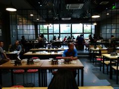 大堂-范贤光鸡公煲(平乐园总店)