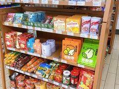 -全家便利店(莲花池东路店)