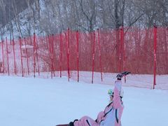 -亚布力新体委滑雪场