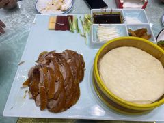 -六和聚传统烤鸭.天津菜(和平店)