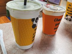 -熊猫一间店欧式奶茶铺
