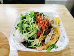 秘制五彩米皮-周家大辣椒面皮(中山街店)