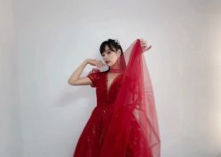 -NaNa婚纱礼服馆
