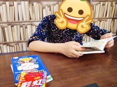 -钟书阁(松江泰晤士小镇店)