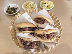 -闫家驴肉老店(华电一校店)