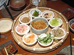 -包整·丝娃娃(一览甲秀楼风景店)