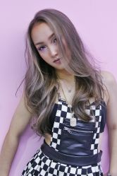 -变画·发型STUDIO