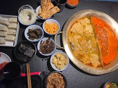 -九鼎轩脆毛肚火锅(南京东路店)