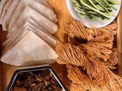 -天外天美食广场(哈尔滨路店)