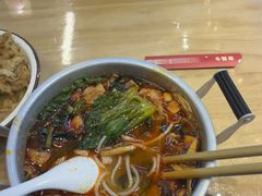 -丽丽三鲜螺蛳粉(田林路店)