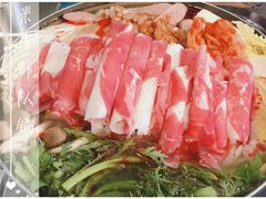 部队锅-MI WU FACTORY米屋美食工厂餐厅(绿地店)