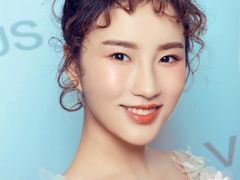 -维纳斯化妆摄影学校