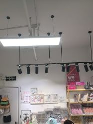 -尤米一站式美甲美睫