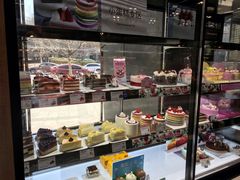 面包甜点陈列柜-巴黎贝甜(阳光上东店)